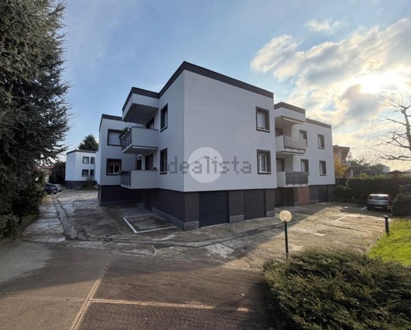 appartamento in vendita a Pessano con Bornago