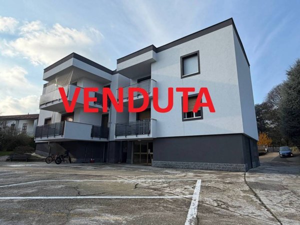 appartamento in vendita a Pessano con Bornago
