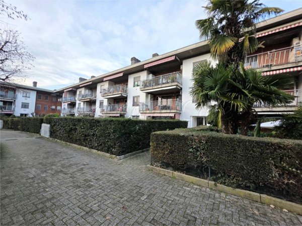 appartamento in vendita a Pessano con Bornago