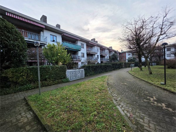 appartamento in vendita a Pessano con Bornago