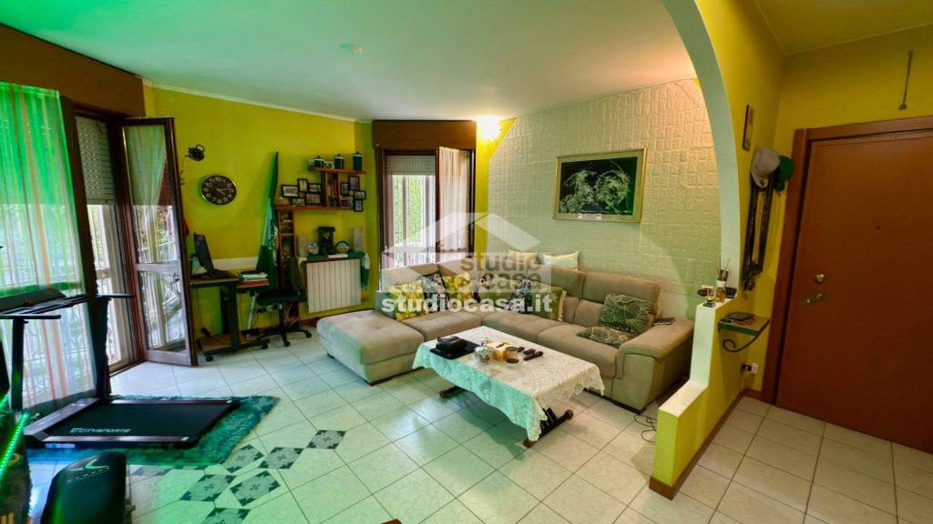 appartamento in vendita a Pessano con Bornago