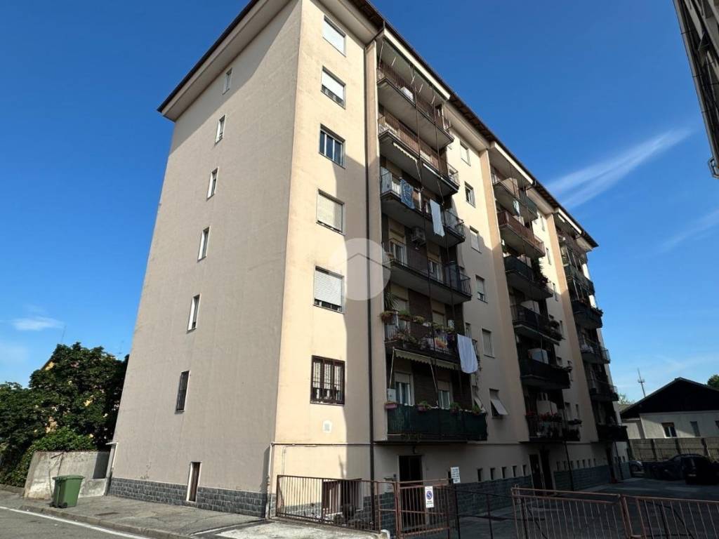 appartamento in vendita a Pessano con Bornago