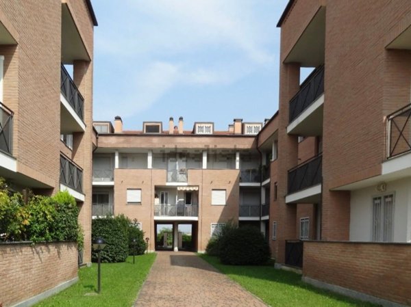 appartamento in vendita a Pessano con Bornago