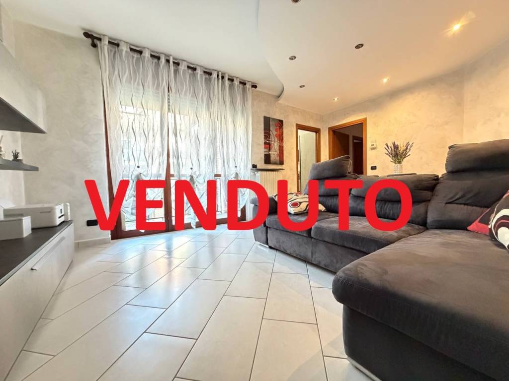 appartamento in vendita a Pessano con Bornago