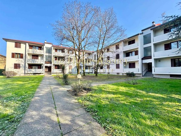 appartamento in vendita a Pessano con Bornago