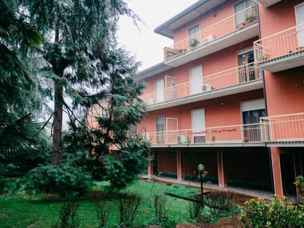 appartamento in vendita a Pessano con Bornago