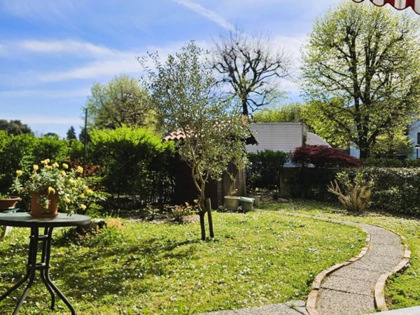 appartamento in vendita a Pessano con Bornago