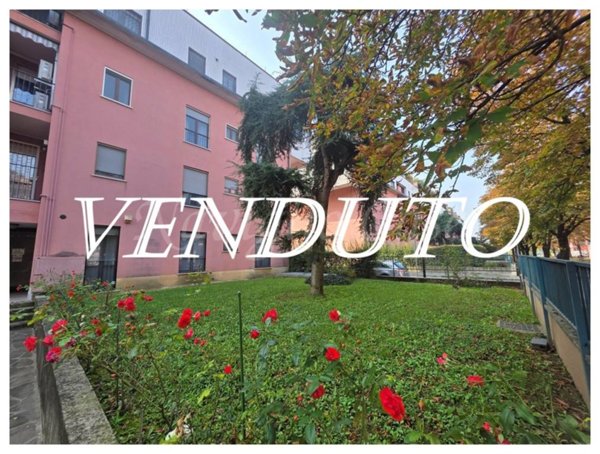 appartamento in vendita a Pessano con Bornago