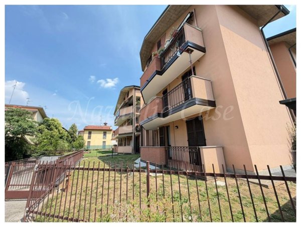 appartamento in vendita a Pessano con Bornago