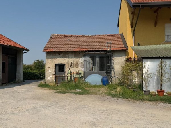 appartamento in vendita a Pessano con Bornago