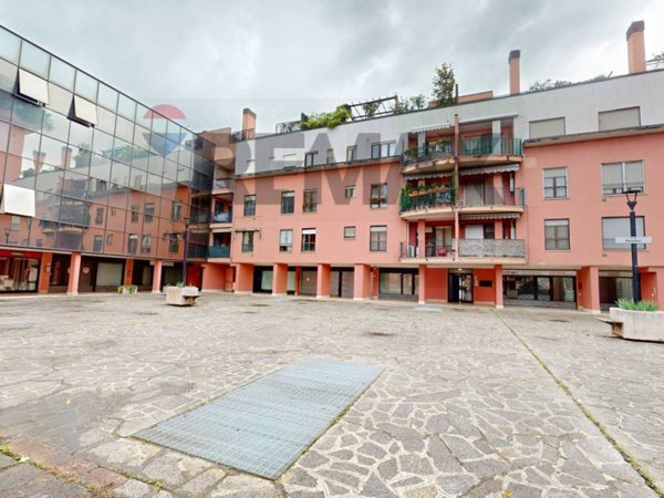 appartamento in vendita a Pessano con Bornago