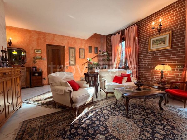 casa indipendente in vendita a Pessano con Bornago