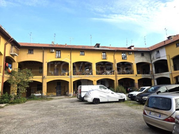 appartamento in vendita a Pessano con Bornago