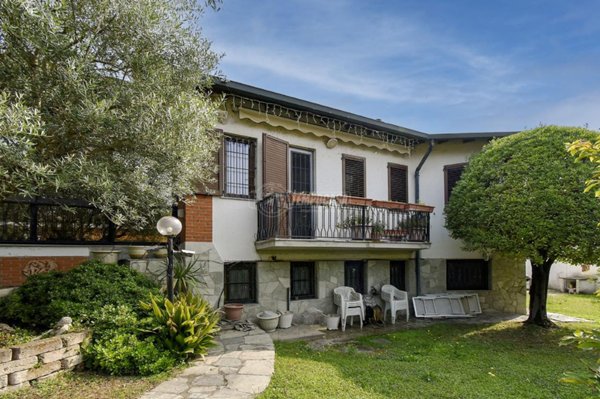 casa indipendente in vendita a Pieve Emanuele