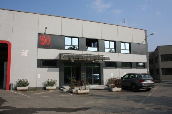 capannone in vendita a Pieve Emanuele