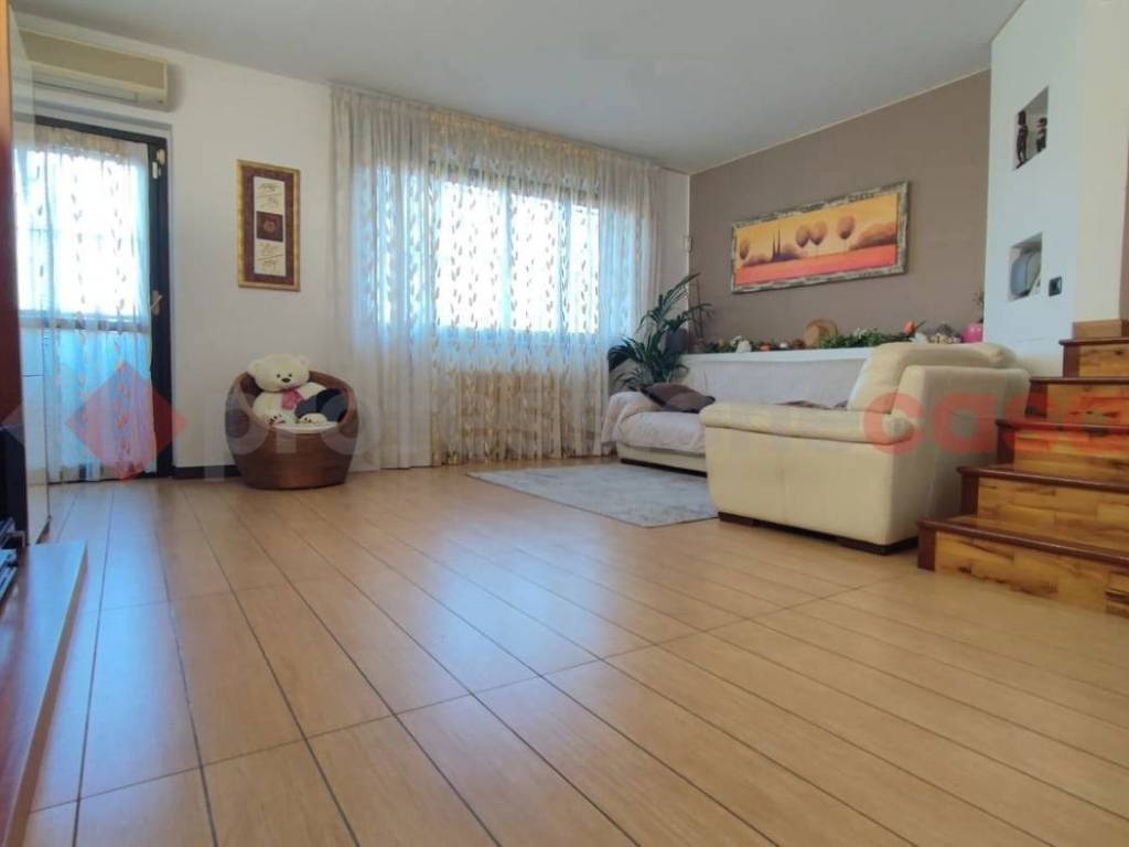 casa indipendente in vendita a Pieve Emanuele