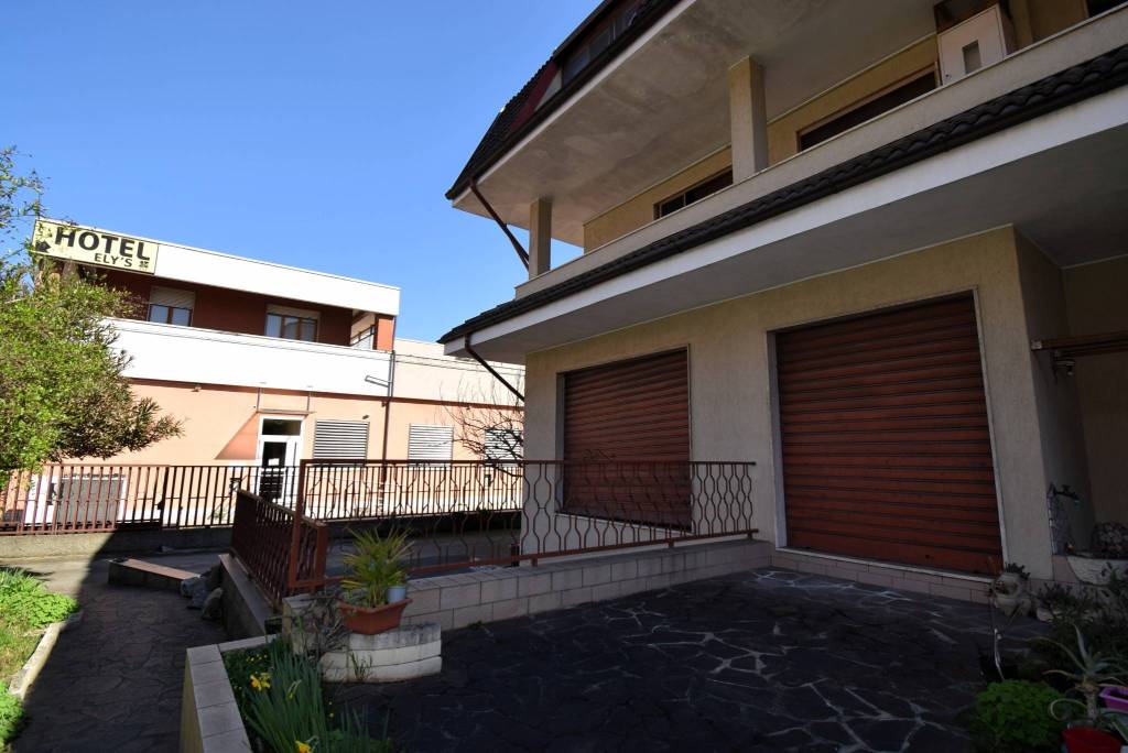 monolocale in vendita a Pieve Emanuele in zona Fizzonasco