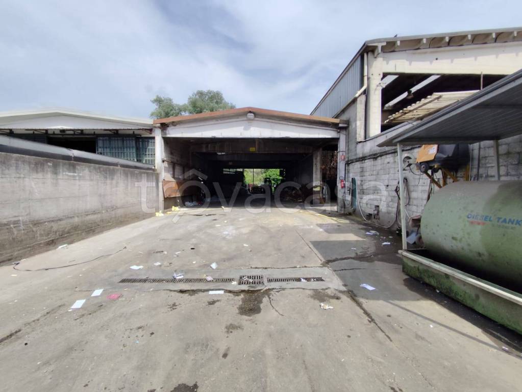 appartamento in vendita a Pieve Emanuele in zona Fizzonasco