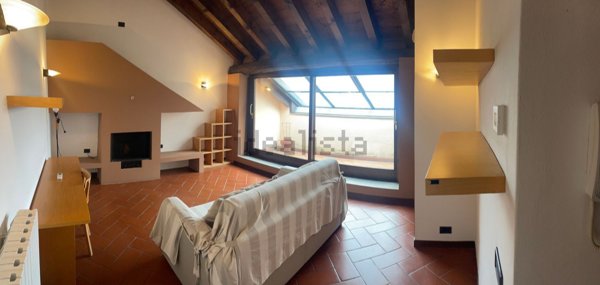 appartamento in vendita a Pieve Emanuele in zona Tolcinasco