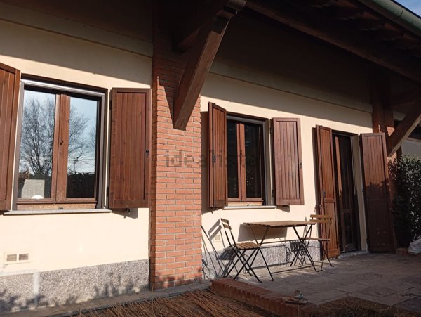 appartamento in vendita a Pieve Emanuele in zona Tolcinasco
