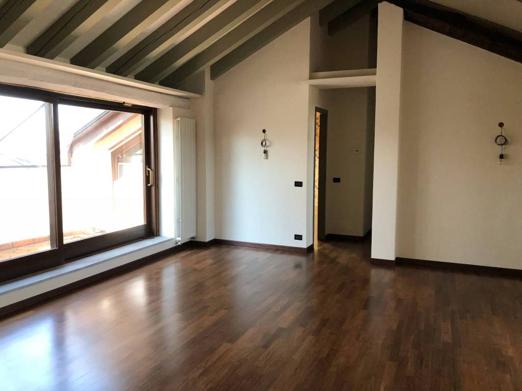 appartamento in vendita a Pieve Emanuele in zona Tolcinasco