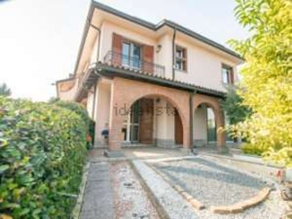 casa indipendente in vendita a Pieve Emanuele