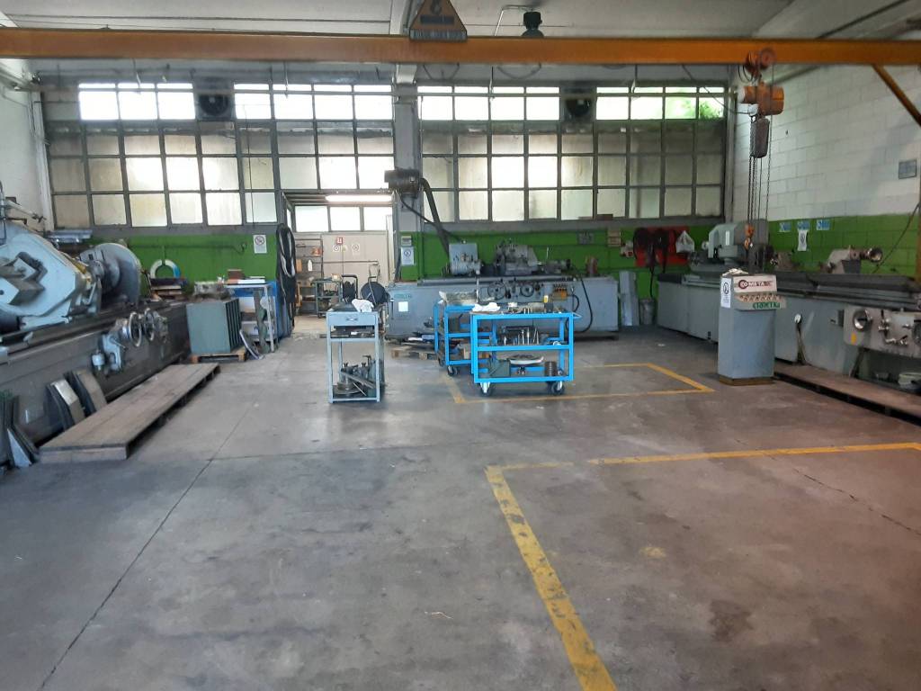 appartamento in vendita a Pieve Emanuele in zona Fizzonasco