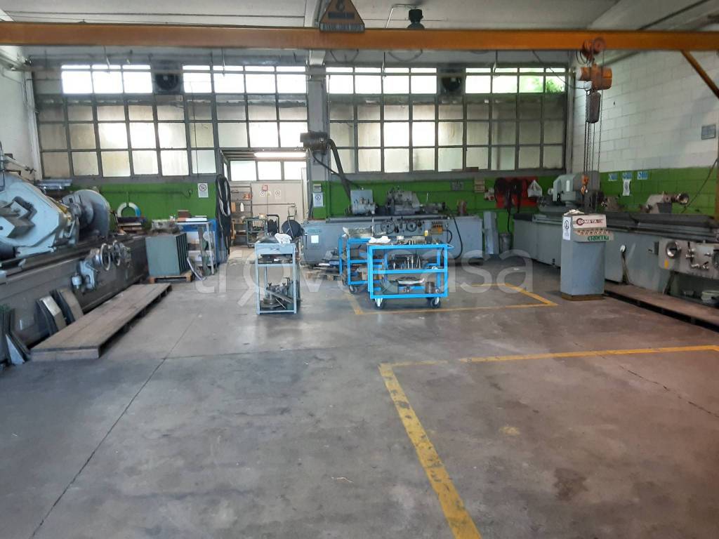 appartamento in vendita a Pieve Emanuele in zona Fizzonasco