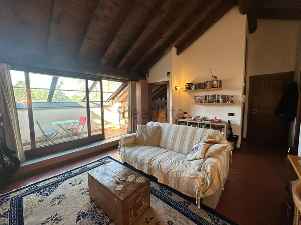 appartamento in vendita a Pieve Emanuele in zona Tolcinasco