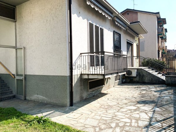 casa indipendente in vendita a Pieve Emanuele