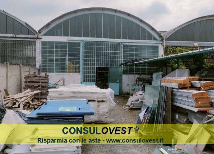 locale commerciale in vendita a Pieve Emanuele