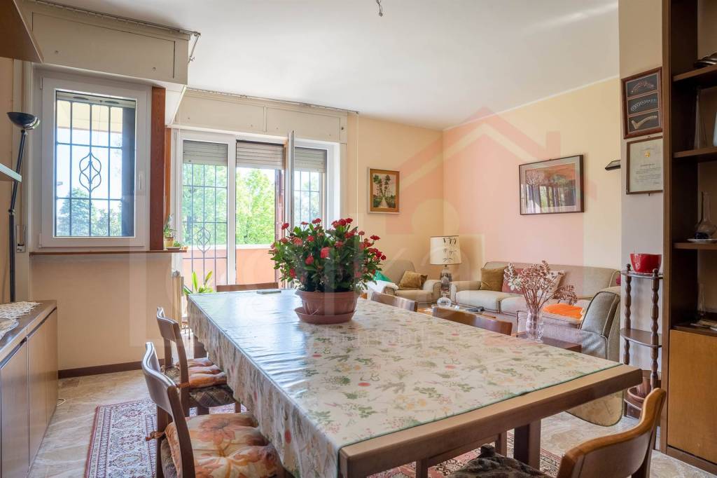 appartamento in vendita a Pieve Emanuele in zona Fizzonasco