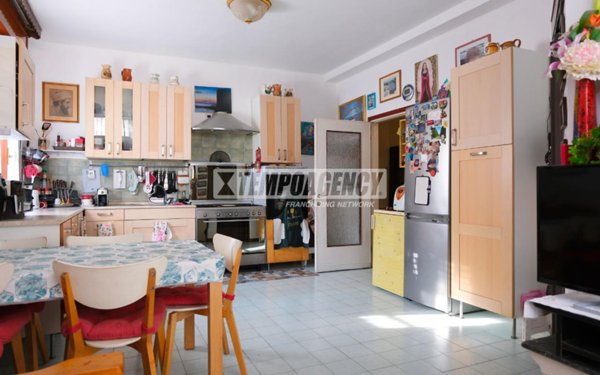 casa indipendente in vendita a Pieve Emanuele