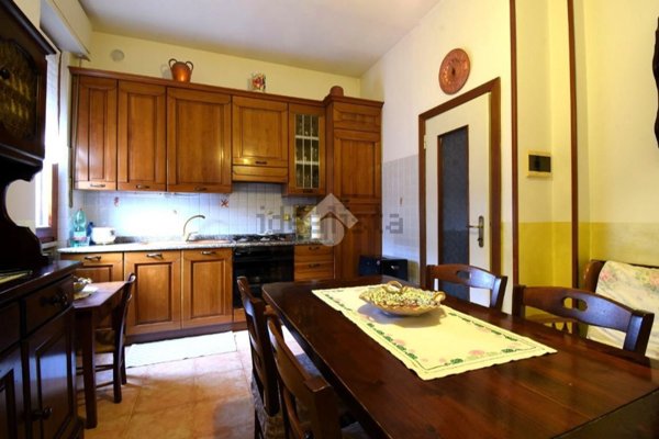 appartamento in vendita a Pieve Emanuele in zona Fizzonasco