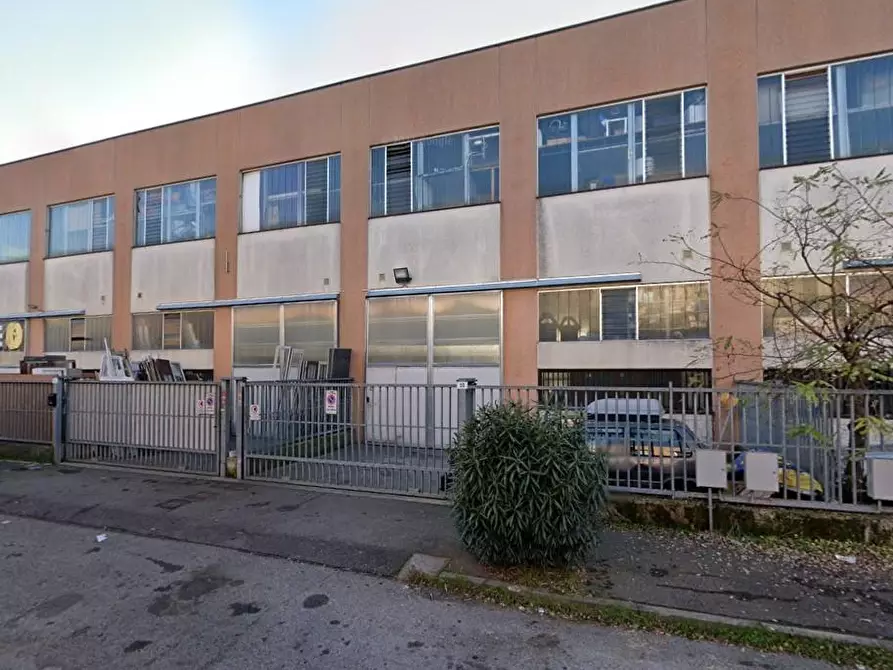 capannone in vendita a Pieve Emanuele