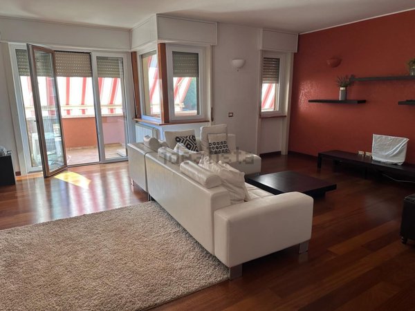 appartamento in vendita a Pieve Emanuele in zona Tolcinasco