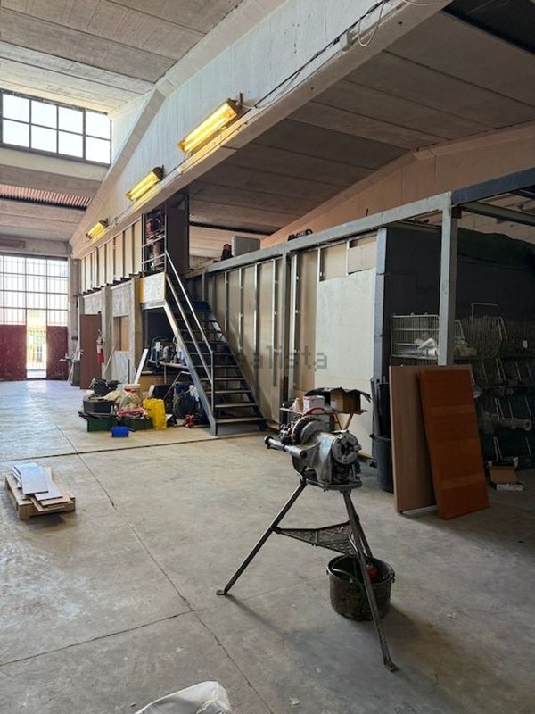 ufficio in vendita a Pieve Emanuele in zona Fizzonasco