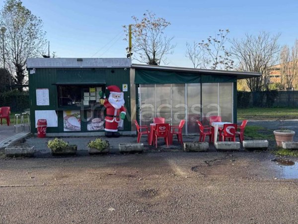 negozio in vendita a Pieve Emanuele