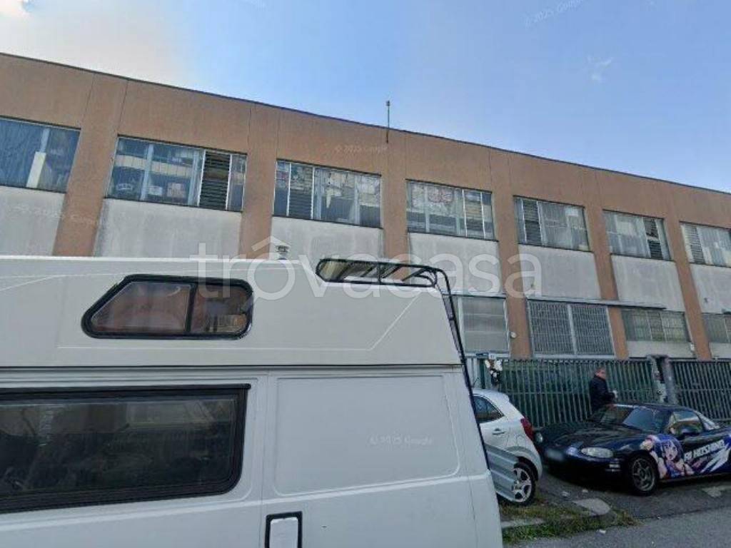 negozio in vendita a Pieve Emanuele