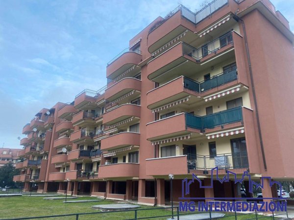 appartamento in vendita a Pieve Emanuele in zona Fizzonasco