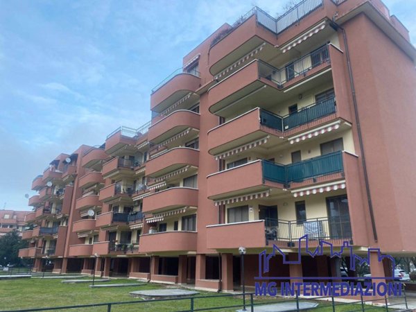 appartamento in vendita a Pieve Emanuele in zona Fizzonasco