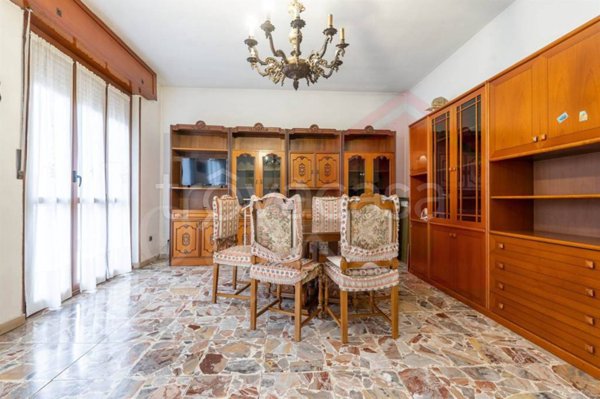 appartamento in vendita a Pieve Emanuele in zona Fizzonasco