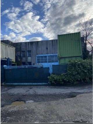 capannone in vendita a Pieve Emanuele