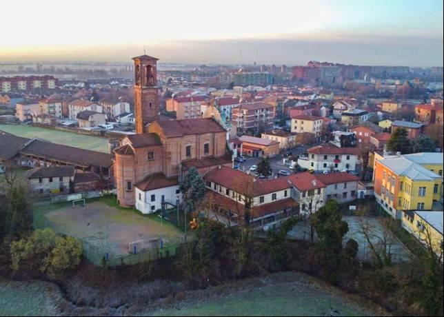 appartamento in vendita a Pieve Emanuele in zona Fizzonasco