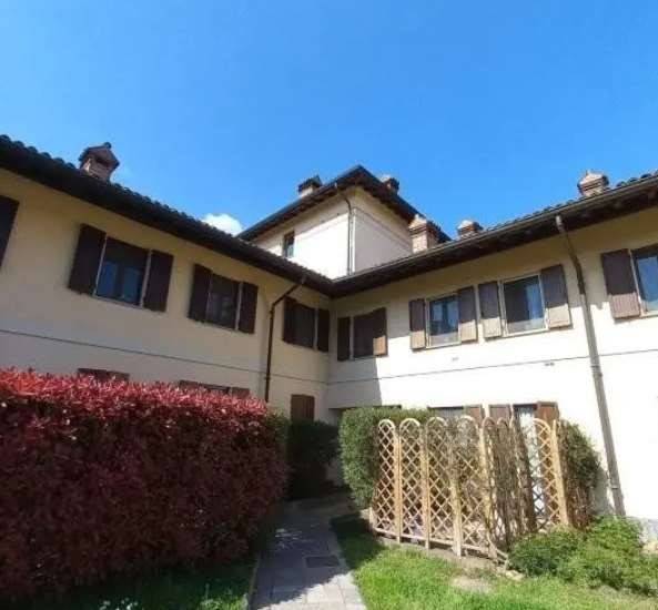 casa indipendente in vendita a Pieve Emanuele