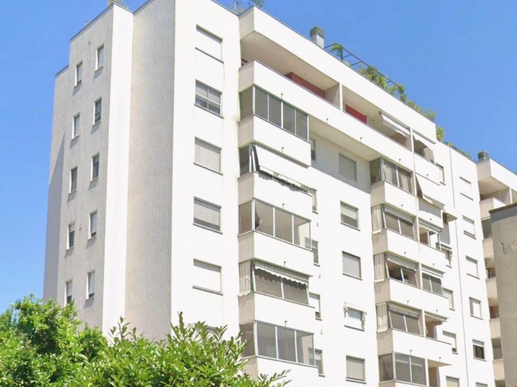 appartamento in vendita a Pieve Emanuele in zona Fizzonasco