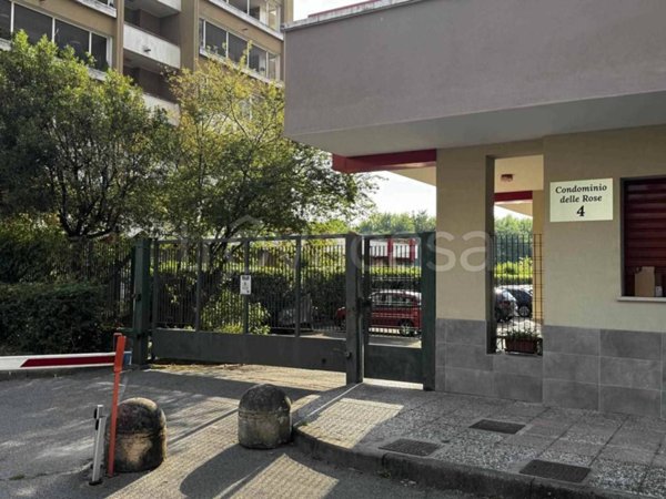 ufficio in vendita a Pieve Emanuele