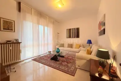 casa indipendente in vendita a Pieve Emanuele in zona Fizzonasco
