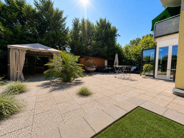 appartamento in vendita a Pieve Emanuele in zona Fizzonasco