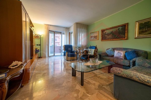 appartamento in vendita a Pieve Emanuele in zona Fizzonasco